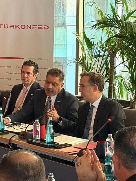 TÜRKONFED YÖNETİM KURULU TOPLANTISI
